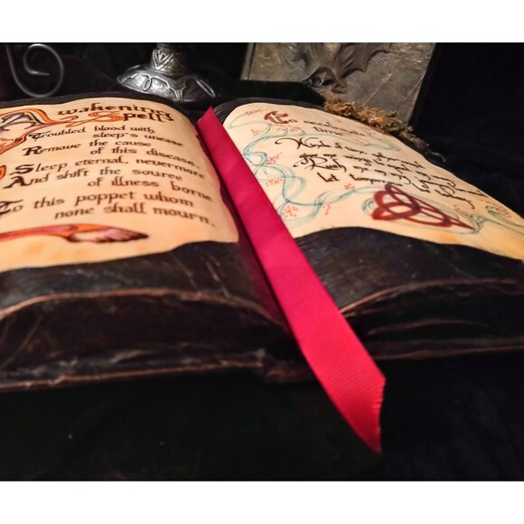 AWAKENING Spell ACCELERATE TIME Spell Book Halloween Spooky Witch Spell Decor - Picture 5 of 9